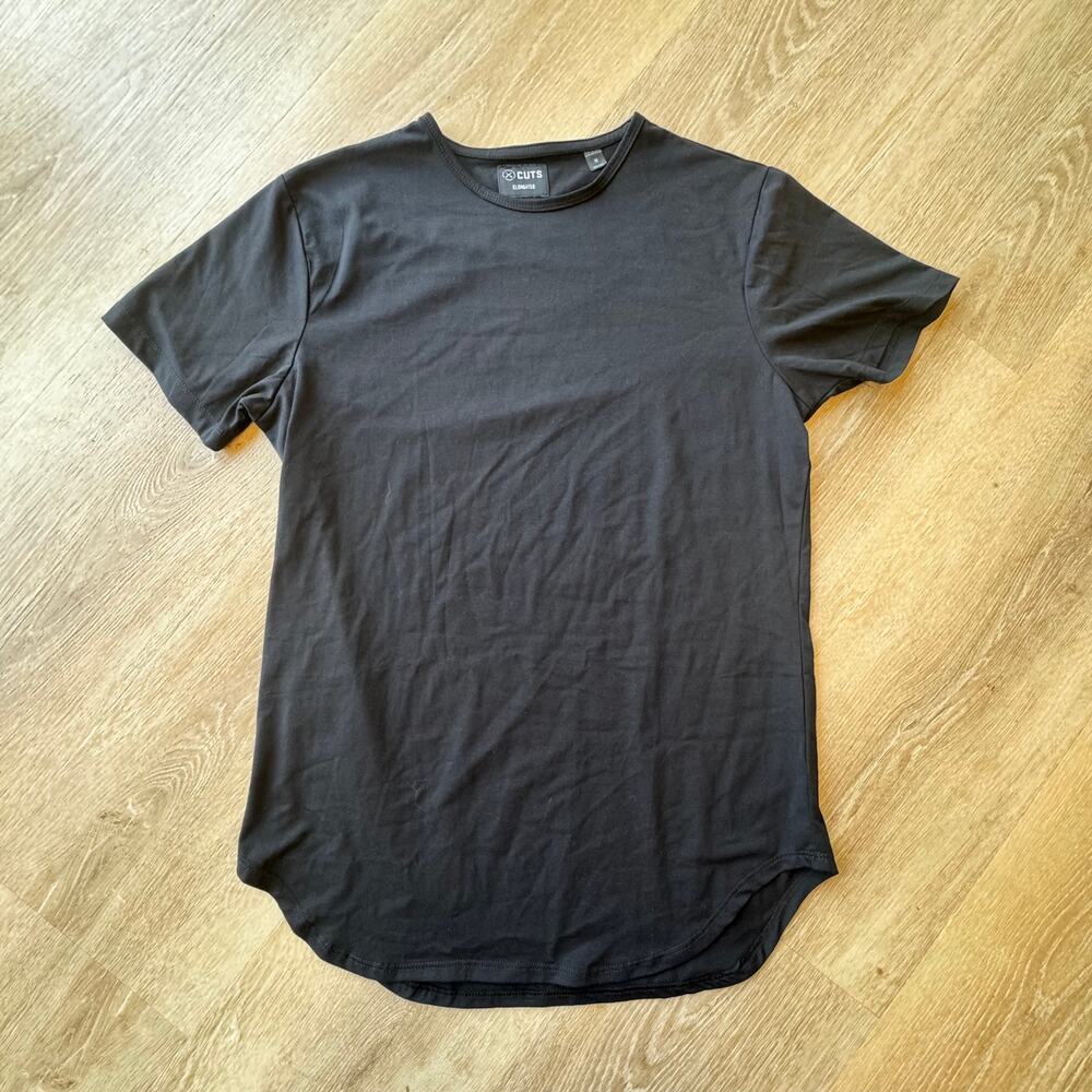 CUTS AO Elongated Tee - Size M